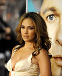 Jennifer-Lopez-sexy-cleavage-1197237.jpg