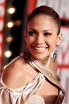 Jennifer-Lopez-dressed-1464931.jpg