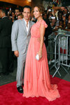 Jennifer-Lopez-dressed-738876.jpg