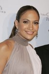 Jennifer-Lopez-dressed-681969.jpg
