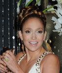 Jennifer-Lopez-dressed-1398392.jpg