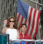 Jennifer-Lopez-dressed-706473.jpg